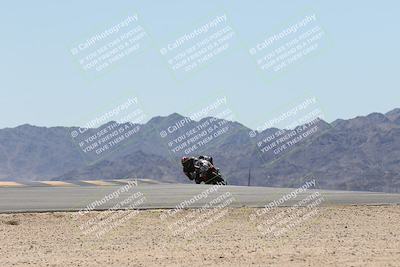 media/Apr-20-2025-CVMA (Sun) [[39090e8767]]/Race 9-Formula LW Twins Shootout/